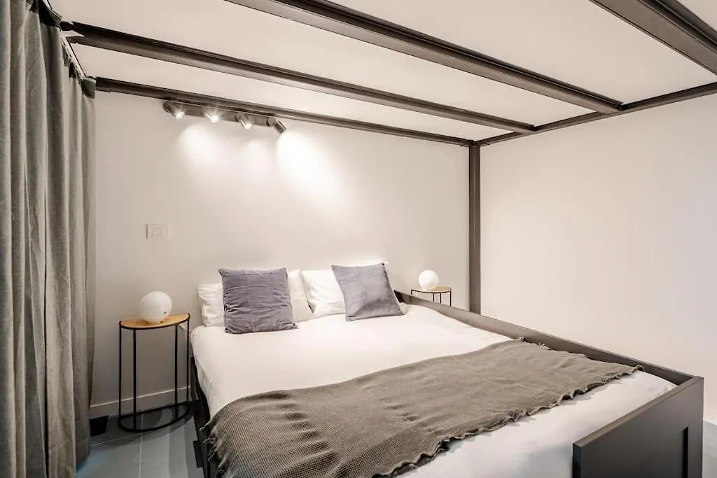 شقة New Luxury Loft - Prada-Bocconi ميلان 0*,  إيطاليا