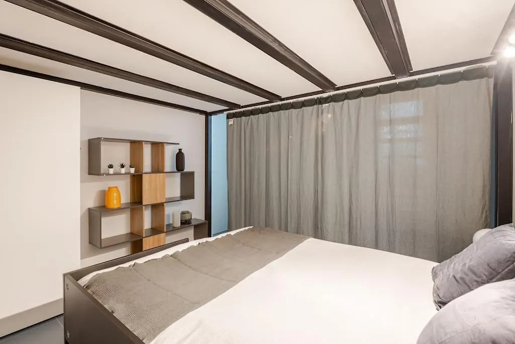 شقة New Luxury Loft - Prada-Bocconi ميلان